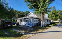 7852 Tippecanoe Drive, Walkerton, IN 46574