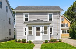 21 Chestnut St, Woburn, MA 01801