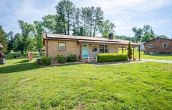 183 Harris Ln, Marion, VA 24354