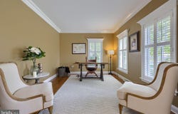373 N FARM Drive, LITITZ, PA 17543