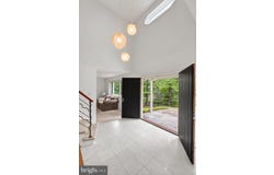 118 SWANHILL CT, BALTIMORE, MD 21208