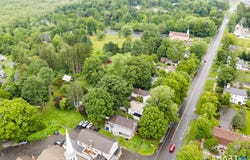242 Main Street, Durham, CT 06422