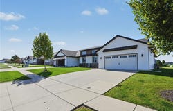 3301 Platinum Way, Marion, IA 52302