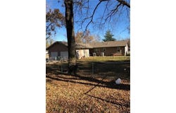 925 N Elm Street, Nevada, MO 64772