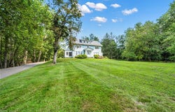 178 Gilbert Drive, Bedford, OH 44146