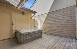 742 N Palmetto Dr, Eagle, ID 83616