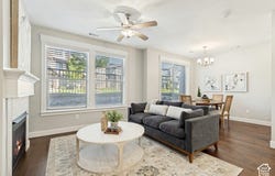 10422 S BEETDIGGER Blvd, Sandy, UT 84070