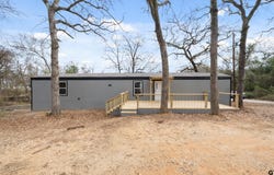 721 Queens Drive, Tool, TX 75143