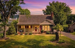 1030 WOODROW AVE, Waynesboro, VA 22980