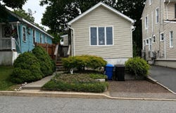 128 Chamone Avenue, Leonardo, NJ 07737