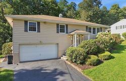 441 Sumner Avenue, South Abington Twp, PA 18411