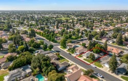 2475 Dennis Avenue, Clovis, CA 93611