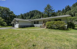 11445 E MAPLETON Rd, Mapleton, OR 97453