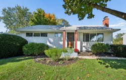 2568 Nottingham Road, Upper Arlington, OH 43221