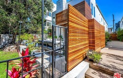 34 Anchorage St, Los Angeles, CA 90292