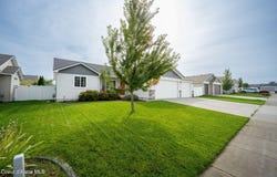 13328 N Zodiac Loop, Rathdrum, ID 83858