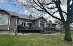 203 Emerald Meadows Drive, Arnolds Park, IA 51331