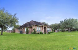 604 Texas Avenue, Shiner, TX 77984