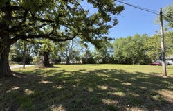 E 3rd Avenue, Chadbourn, NC 28431