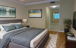 435 Lakeview Dr, Weston, FL 33326