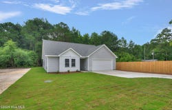 111 William Gurganus Road, Maple Hill, NC 28454