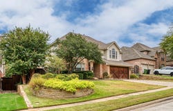 2148 Brookgate Drive, Grapevine, TX 76051