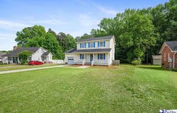 393 Shearin St, Darlington, SC 29532