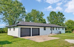 3760 E Shelby Road, Springfield, MO 65803