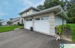 419 Crestmont Street, PEN ARGYL, PA 18072