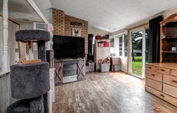 1095 Carlisle Highway, Charlotte, MI 48813