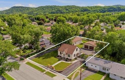 310 9th Ave, Onalaska, WI 54650
