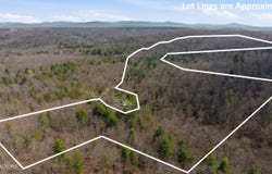 Young Rd, Robbins, TN 37852