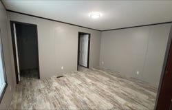 5913 W Maple, Romulus, MI 48174