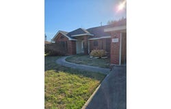 2607 Cherrylawn Dr, Taylor, TX 76574