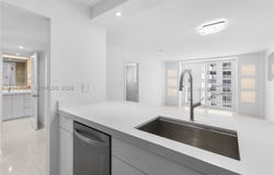 345 Ocean Dr, Miami Beach, FL 33139