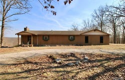 1364 Wayne 551, Williamsville, MO 63937