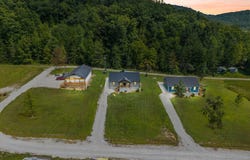 35 El Way, Clay City, KY 40312