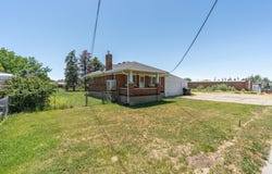 921 W 2700 S, Syracuse, UT 84075