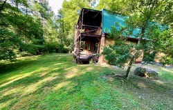 693 Billy Compton Branch, Pikeville, KY 41501