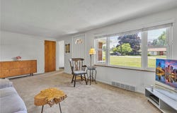 115 Shafer Rd, Coraopolis, PA 15108