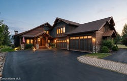 639 Ames Way, Dover, ID 83825