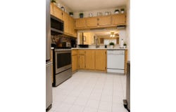 404 HARBOUR POINTE Way, Greenacres, FL 33413