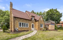 980 S State Street, Elgin, IL 60123
