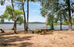 228 Apache Trail, Cadiz, KY 42211