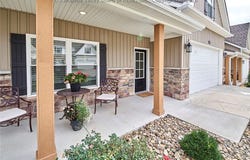290 Steve Circle, Hurricane, WV 25526