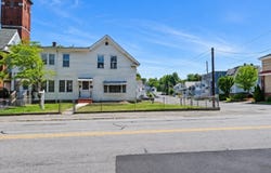 89 Mammoth Rd, Lowell, MA 01854