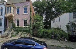 3270 6th Ave, Troy, NY 12180