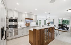 8 Bear Hill Road, Windham, NH 03087