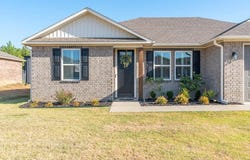 1215 Lavender RD, Bonanza, AR 72916