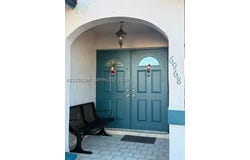 6968 W 24th Ct, Hialeah, FL 33016
